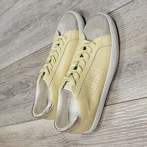 Sam Edelman Size 3 Yellow and Gold Aubrie Mini Sneakers